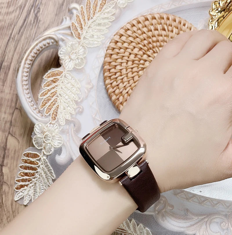 Relógio feminino elegante