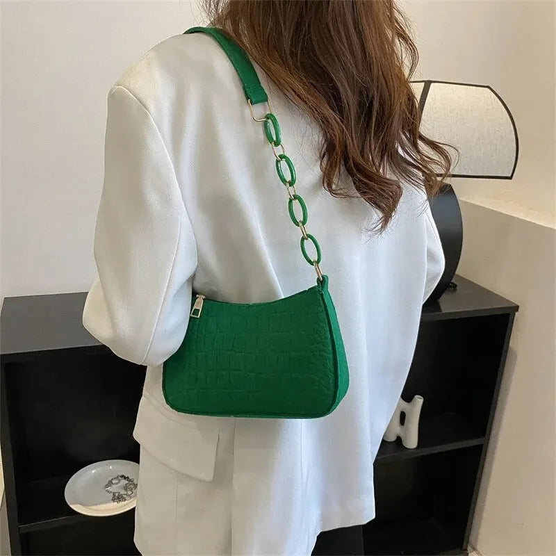 Bolsa quadrada pequena