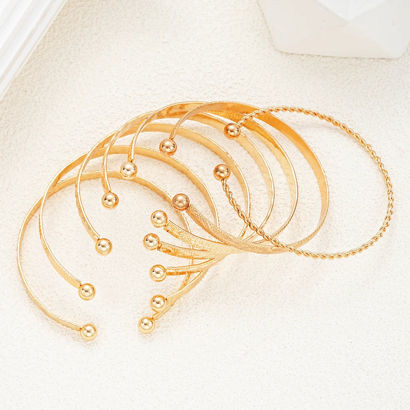 Conjunto de 7 pulseiras punk douradas para mulheres